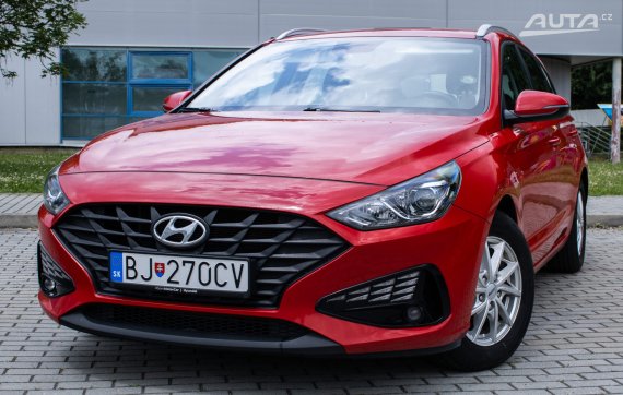 Hyundai i30 CW 1.6 CRDi, 85kW (2021) / AJ NA SPLÁTKY / PROTIÚČET / 2021 červená