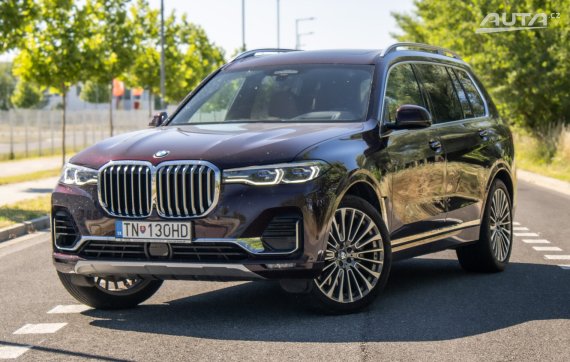 BMW X7 xDrive40d 2022 / AJ NA SPLÁTKY / PROTIÚČET 2022 - hlavní pohled