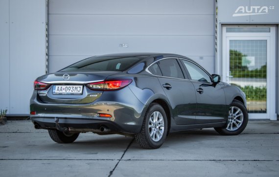 Mazda 6 2.5 Skyactiv-G Revolution TOP AT6 141kW / NA SPLÁTKY / NA PROTIÚČET 2017 šedá