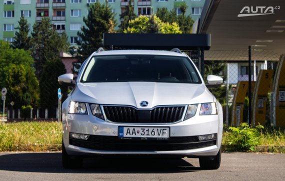 Škoda Octavia Combi 1.6 TDI 85kW MT5 / NA SPLÁTKY / NA PROTIÚČET 2019 šedá