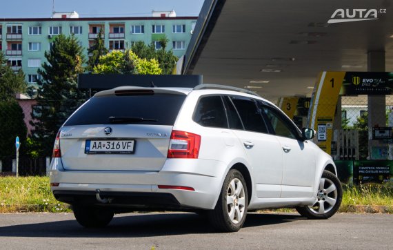 Škoda Octavia Combi 1.6 TDI 85kW MT5 / NA SPLÁTKY / NA PROTIÚČET 2019 šedá