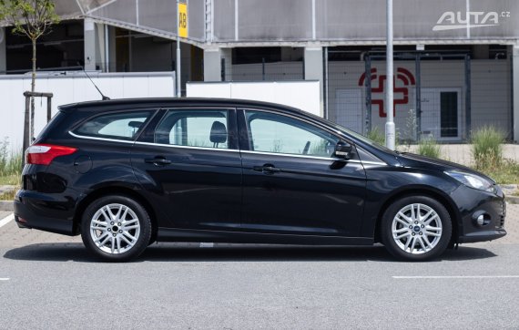 Ford Focus Kombi 2.0 TDCi A/T, 103kW (2013) / AJ NA SPLÁTKY / PROTIÚČET / 2013 černá