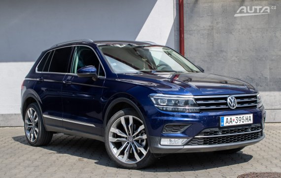Volkswagen Tiguan 2.0 TDI 4MOTION Highline DSG / 140kW / A7 / ZÁRUKA / AJ NA SPLÁTKY / PROTIÚČE 2017 modrá