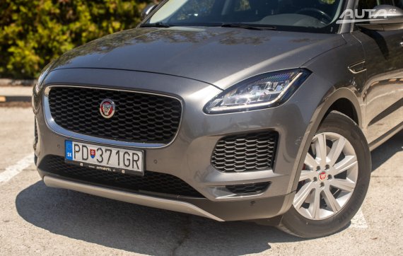 Jaguar E-Pace 2.0 I4 P200 / AJ NA SPLÁTKY - PROTIÚČET / 2019 šedá