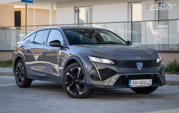 Peugeot 408 1.2 PureTech 96kw AT/8 2024 / AJ NA SPLÁTKY / PROTIÚČET 2024 šedá