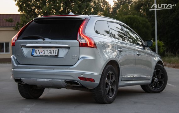 Volvo XC60 D5 158kw AT/6 AWD 2013 / AJ NA SPLÁTKY / PROTIÚČET 2013 šedá