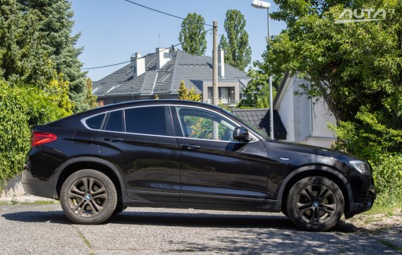 BMW X4 xDrive 20d A/T / AJ NA SPLÁTKY / PROTIÚČET / 2015 černá