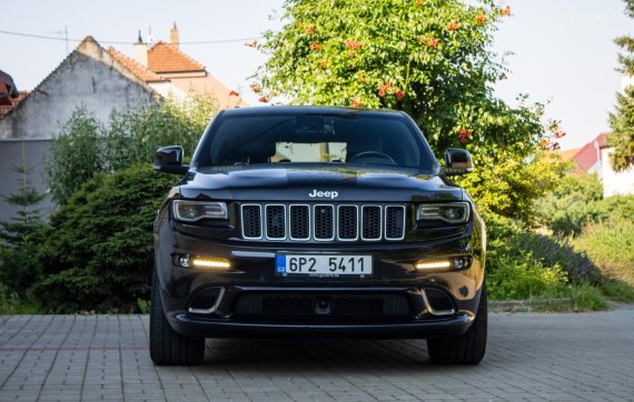Jeep Grand Cherokee 2015 černá
