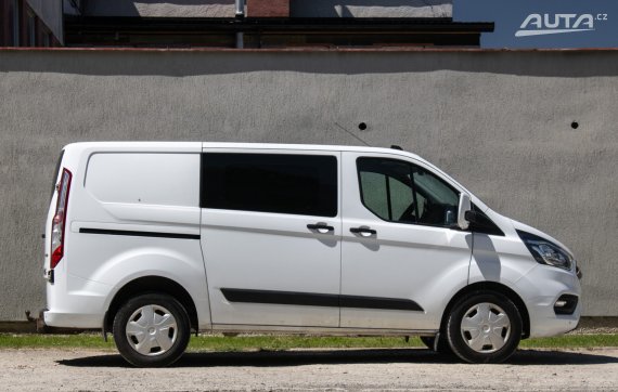 Ford Transit Custom 2.0 TDCi EcoBlue L1 / 96kW / M6 / ZÁRUKA / AJ NA SPLÁTKY / PROTIÚČET 2020 bílá