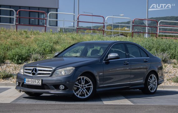 Mercedes-Benz C trieda Sedan 320 CDI Avantgarde Sport AMG 4-matic A/T 2008 - hlavní pohled