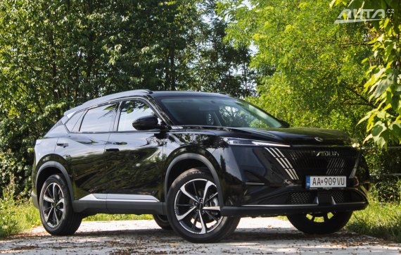 Dongfeng Mage 145kW AT7 / NA SPLÁTKY / NA PROTIÚČET 2025 černá