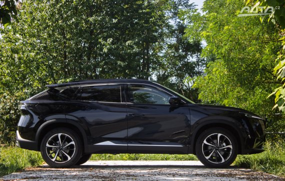 Dongfeng Mage 145kW AT7 / NA SPLÁTKY / NA PROTIÚČET 2025 černá