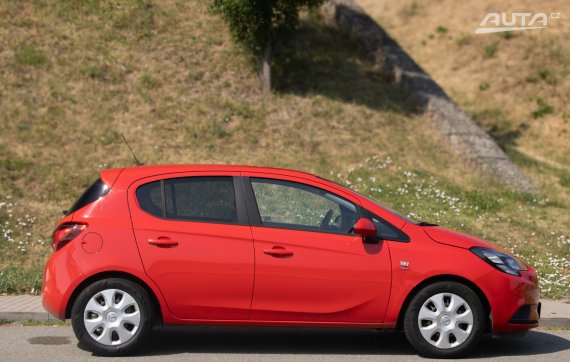 Opel Corsa 2017 červená