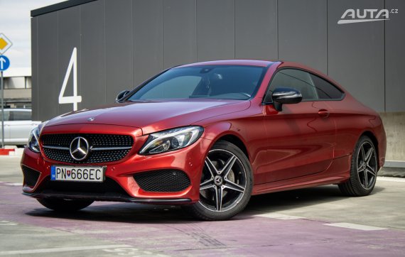 Mercedes-Benz C trieda Kupé 180 AMG Line 115kw 2017 - hlavní pohled