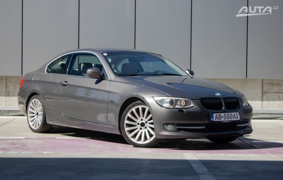 BMW Rad 3 320d 184k 2011 hnědá