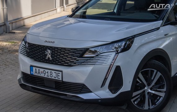 Peugeot 3008 1.2 PureTech GT / Nelak-Nehav / 360 kam / Carplay /AJ NA SPLÁTKY /PROTIÚČET 2022 bílá