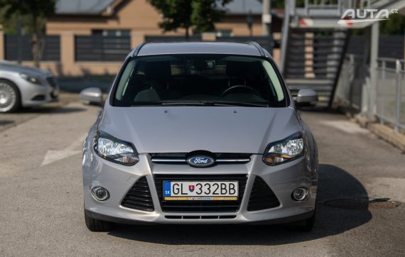 Ford Focus Kombi 2.0 TDCi Titanium / 85 kW / A6 / ZÁRUKA / AJ NA SPLÁTKY / PROTIÚČET 2012 šedá