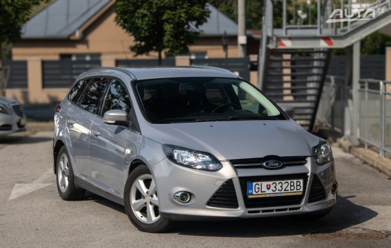 Ford Focus Kombi 2.0 TDCi Titanium / 85 kW / A6 / ZÁRUKA / AJ NA SPLÁTKY / PROTIÚČET 2012 šedá