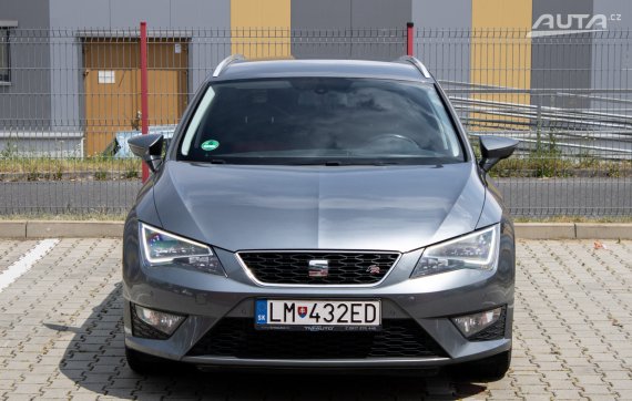 Seat Leon ST 2.0 TDI FR / 110kW / M6 / ZÁRUKA / AJ NA SPLÁTKY / PROTIÚČET 2017 šedá