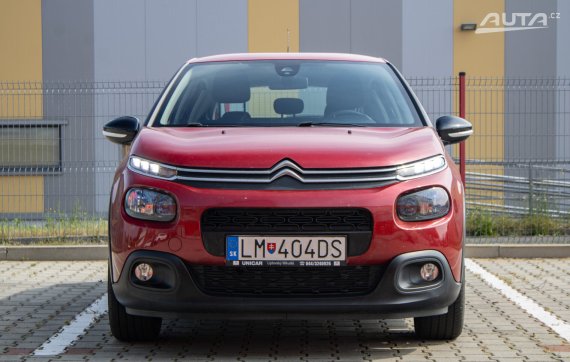 Citroën C3 PureTech Feel / 61kW / M5 / ZÁRUKA / AJ NA SPLÁTKY / PROTIÚČET 2020 červená