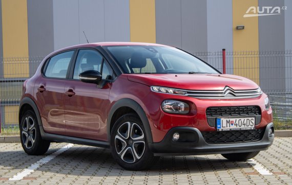 Citroën C3 PureTech Feel / 61kW / M5 / ZÁRUKA / AJ NA SPLÁTKY / PROTIÚČET 2020 červená