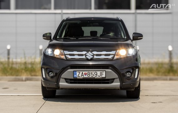 Suzuki Vitara All grip 88kW / AJ NA SPLÁTKY / PROTIÚČET 2017 černá
