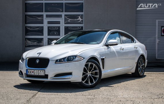 Jaguar XF 2.2D i4 Luxury Automat EDITION, 140kW, A8, 4d. /AJ NA SPLÁTKY/PROTIÚČET