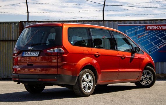 Ford Galaxy 1.8 TDCi 92kW MT6 / NA SPLÁTKY / NA PROTIÚČET 2008 oranžová