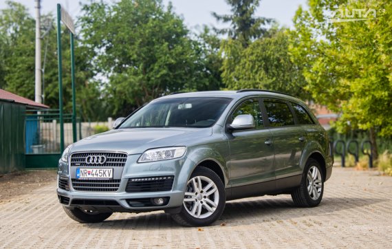 Audi Q7 3.0 TDI quattro tiptronic 171kW AT6 / NA SPLÁTKY / NA SPROTIÚČET 2006 - hlavní pohled