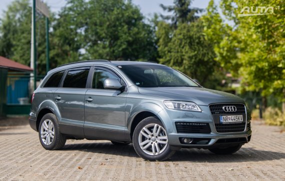 Audi Q7 3.0 TDI quattro tiptronic 171kW AT6 / NA SPLÁTKY / NA SPROTIÚČET 2006 šedá