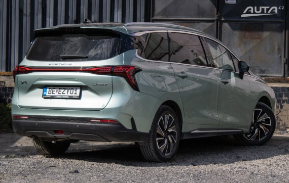 Dongfeng U-TOUR 1.5 130kW AT7 / NA SPLÁTKY / NA PROTIÚČET 2025 zelená