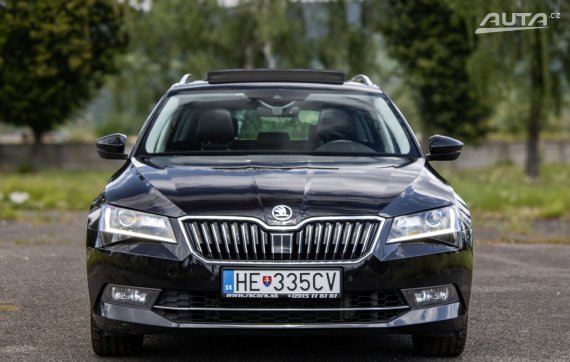 Škoda Superb Combi 2.0 TSI Style 4x4 DSG / 206kW / A6 / ZÁRUKA / AJ NA SPLÁTKY / PROTIÚČET 2018 černá