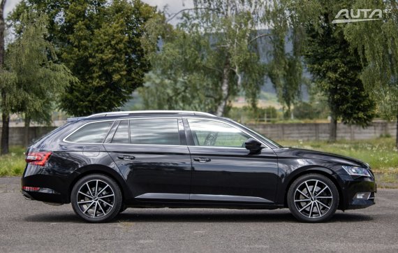 Škoda Superb Combi 2.0 TSI Style 4x4 DSG / 206kW / A6 / ZÁRUKA / AJ NA SPLÁTKY / PROTIÚČET 2018 černá
