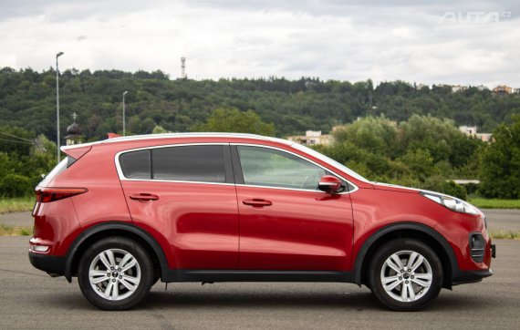 Kia Sportage 1.6 GDi Gold / 97kW / M6 / ZÁRUKA / AJ NA SPLÁTKY / PROTIÚČET 2018 červená