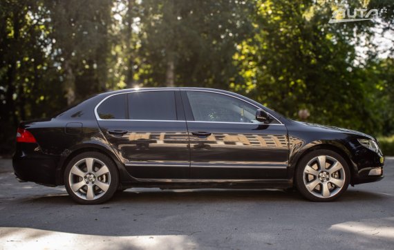 Škoda Superb 3.6 FSI V6 4x4 Elegance DSG 191kW260HP A6 / AJ NA SPLÁTKY / PROTIÚČET 2009 černá