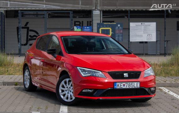 Seat Leon 1.2 TSI / 81kW / M6 / ZÁRUKA / AJ NA SPLÁTKY / PROTIÚČET 2016 červená