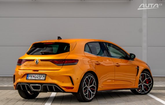 Renault Mégane TCe 300 R.S. Trophy EDC / AJ NA SPLÁTKY / PROTIÚČET / ZÁRUKA / 2022 oranžová