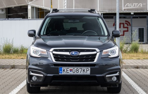 Subaru Forester 2.0i 4x4 CVT, 110kW (2016) / AJ NA SPLÁTKY / PROTIÚČET / 2016 šedá