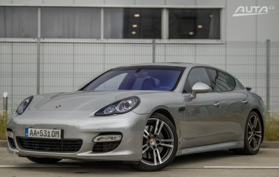 Porsche Panamera 4.8 Turbo 368kW / AJ NA SPLÁTKY / PROTIÚČET