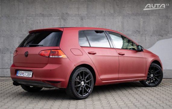 Volkswagen Golf 1.4 TSI Comfortline / 90kW / M6 / ZÁRUKA / AJ NA SPLÁTKY / PROTIÚČET 2013 červená