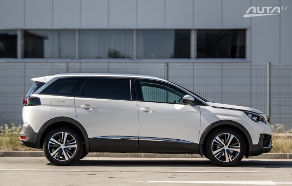 Peugeot 5008 Allure 96kW / AJ NA SPLÁTKY / PROTIÚČET 2019 bílá