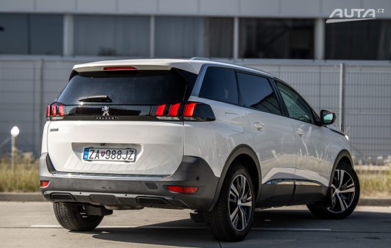Peugeot 5008 Allure 96kW / AJ NA SPLÁTKY / PROTIÚČET 2019 bílá