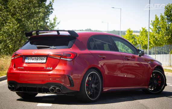 Mercedes-Benz A trieda AMG 45 S 4MATIC+ 2021 červená