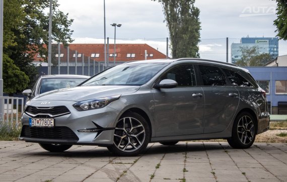 Kia Ceed SW 1.5 T-GDi Platinum A/T, 117kW, A7 / AJ NA SPLÁTKY / PROTIÚČET / 2021 - hlavní pohled