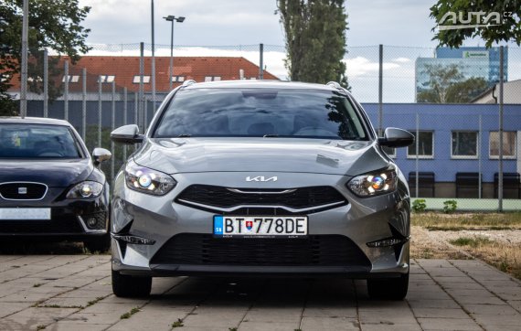 Kia Ceed SW 1.5 T-GDi Platinum A/T, 117kW, A7 / AJ NA SPLÁTKY / PROTIÚČET / 2021 šedá