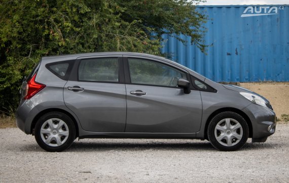 Nissan Note 1.2 I Acenta 59kW, M5 / AJ NA SPLÁTKY / PROTIHODNOTA / 2015 šedá