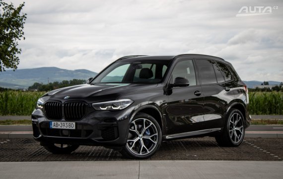 BMW X5 xDrive30d mHEV A/T, 210kW, A8 / AJ NA SPLÁTKY / PROTIÚČET / 2023 - hlavní pohled
