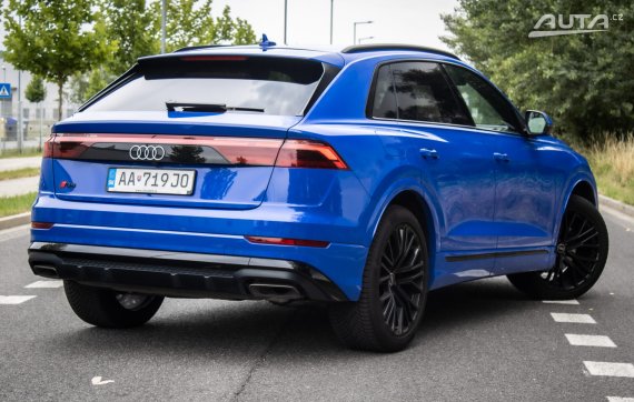 Audi Q8 Quattro 210kW / AJ NA SPLÁTKY / PROTIÚČET 2024 modrá