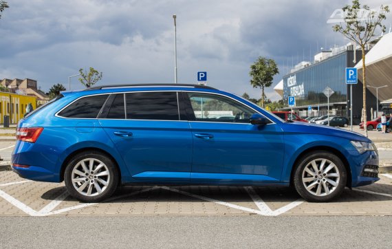 Škoda Superb Combi 2.0 TDI, 110kW (2020) / AJ NA SPLÁTKY / PROTIÚČET / 2020 modrá