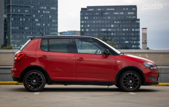 Škoda Fabia 1.6 TDI Monte Carlo, 55kW, M5 / AJ NA SPLÁTKY / PROTIÚČET / 2014 červená